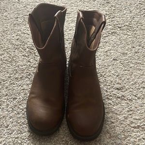 Brown leather boots, kid size 3. Gently used.